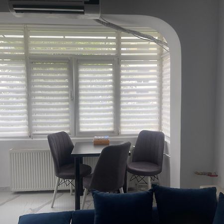 Carlitos Apt Râmnicu Vâlcea Eksteriør billede