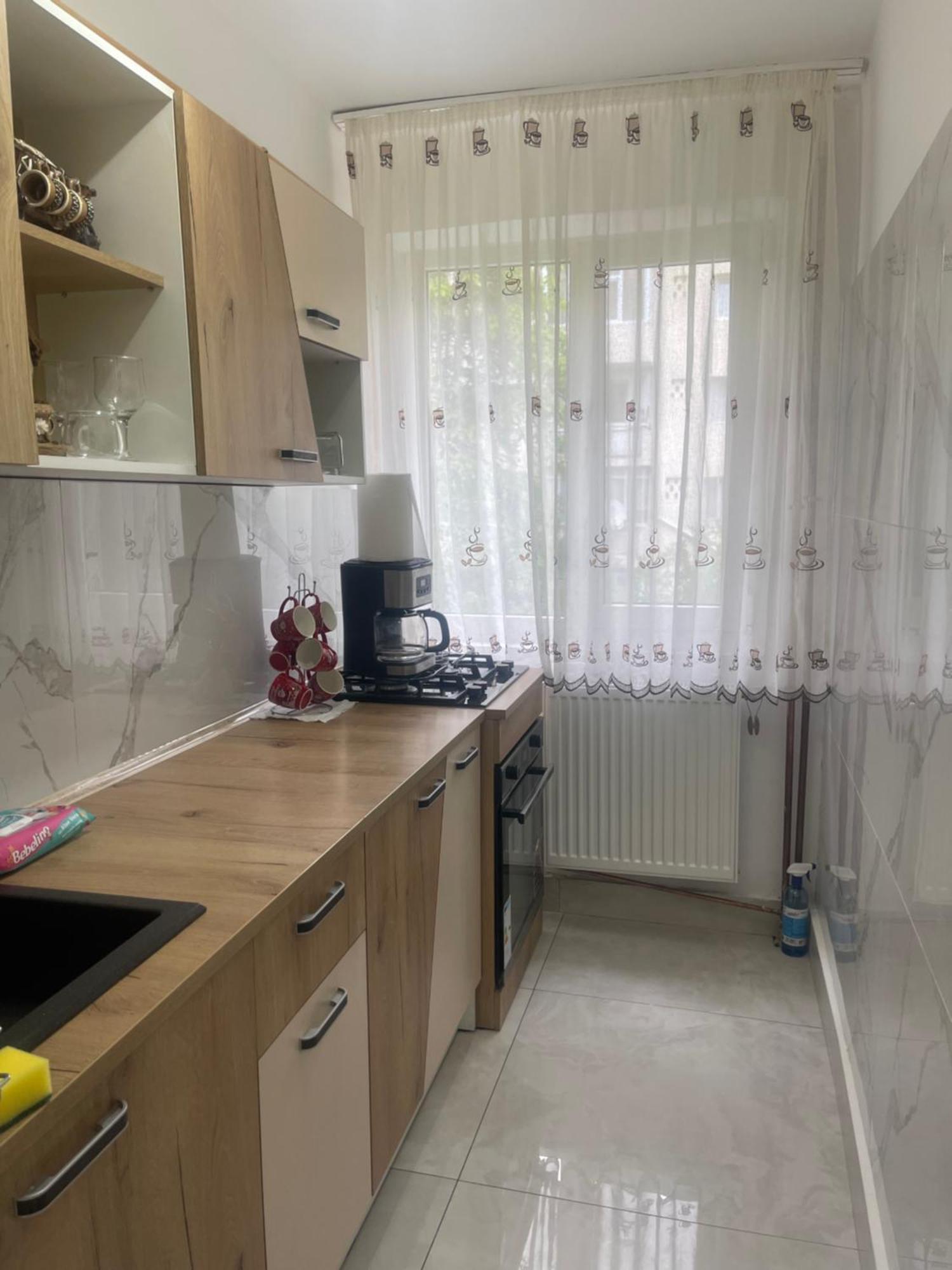 Carlitos Apt Râmnicu Vâlcea Eksteriør billede